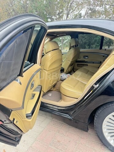 BMW 745 2001, 290,000 km - 4.4 l - Bakı