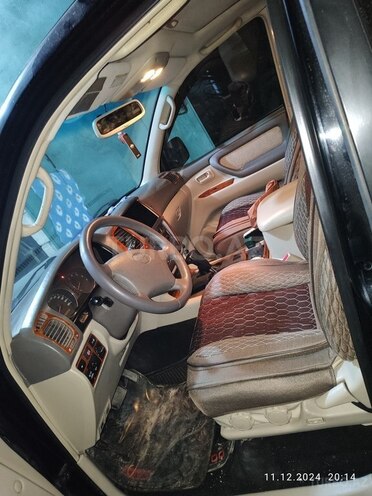 Toyota Land Cruiser 2005, 299,999 km - 4.5 л - Bakı