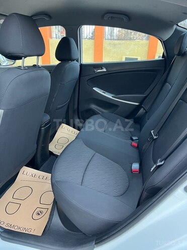 Hyundai Accent 2014, 86,701 km - 1.6 л - Bakı