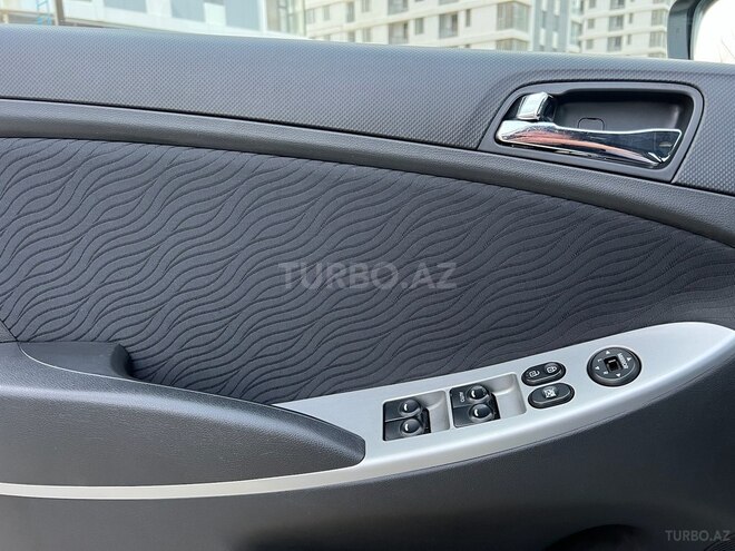 Hyundai Accent 2014, 86,701 km - 1.6 л - Bakı