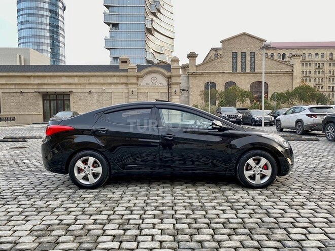 Hyundai Elantra 2013, 178,000 km - 1.8 l - Bakı