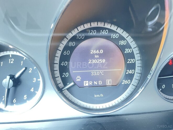 Mercedes E 220 d 2010, 245,000 km - 2.2 l - Bakı