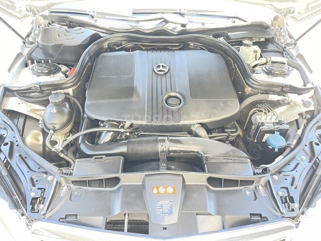 Mercedes E 220 d 2010, 245,000 km - 2.2 l - Bakı