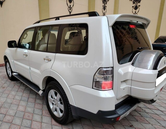 Mitsubishi Pajero 2007, 197,000 km - 3.8 л - Bakı