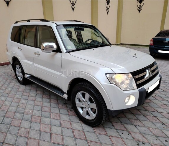 Mitsubishi Pajero 2007, 197,000 km - 3.8 л - Bakı