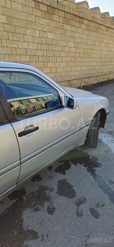 Mercedes C 180 1999, 413,000 km - 1.8 l - Bakı