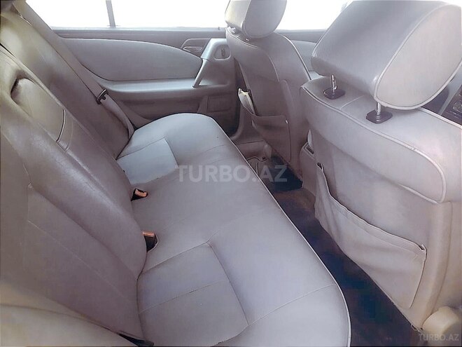Mercedes E 280 1996, 352,000 km - 2.8 l - Sumqayıt
