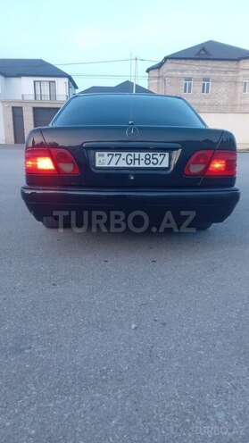 Mercedes E 220 1995, 234,512 km - 2.2 l - Bakı