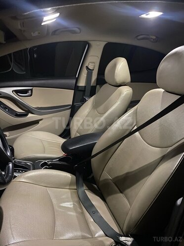 Hyundai Elantra 2014, 144,000 km - 1.8 l - Bakı