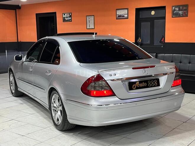 Mercedes E 280-7