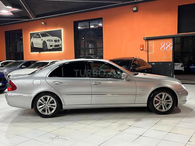 Mercedes E 280-5