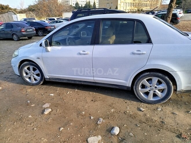 Nissan Tiida 2011, 150,000 km - 1.8 l - Bakı