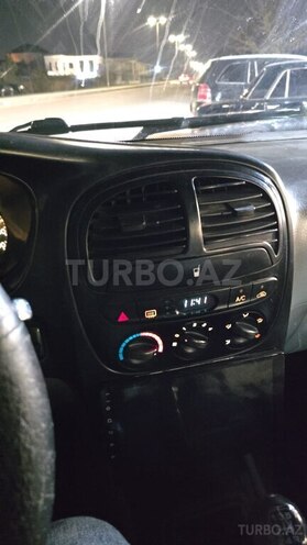 Kia Sportage 2005, 360,000 km - 2.0 l - Bakı