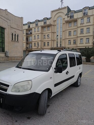 Fiat Doblo 2008, 399,300 km - 1.3 л - Bakı