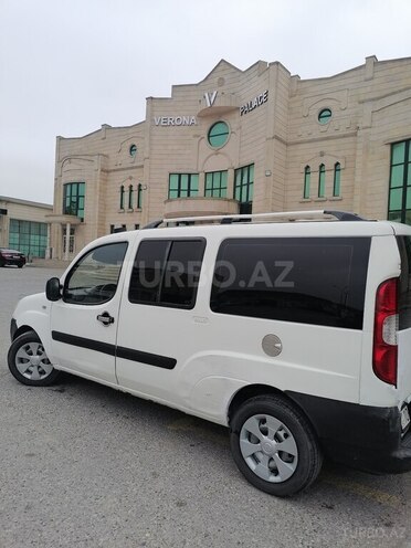 Fiat Doblo 2008, 399,300 km - 1.3 л - Bakı