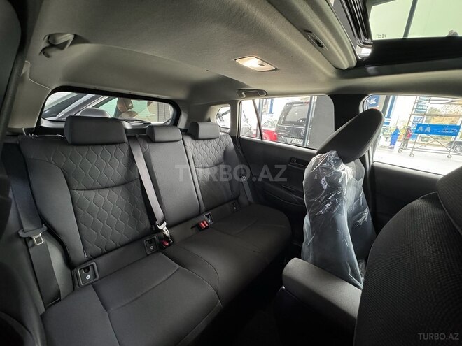 Toyota Corolla Cross-12