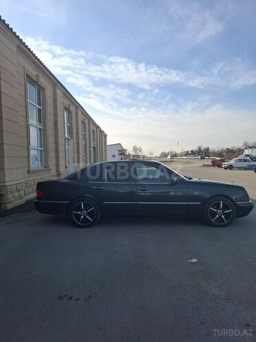 Mercedes E 200 1997, 274,600 km - 2.0 l - Zərdab