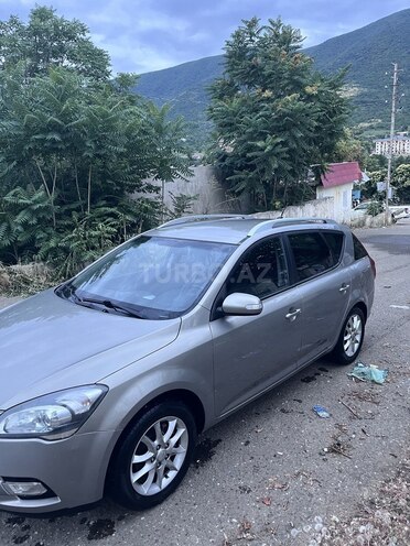 Kia Ceed 2009, 300,000 km - 1.6 л - Bakı