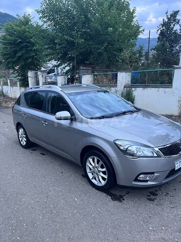 Kia Ceed 2009, 300,000 km - 1.6 л - Bakı