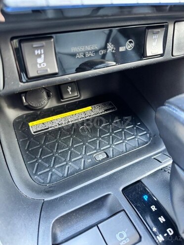 Toyota RAV4 2020, 33,500 km - 2.0 l - Bakı