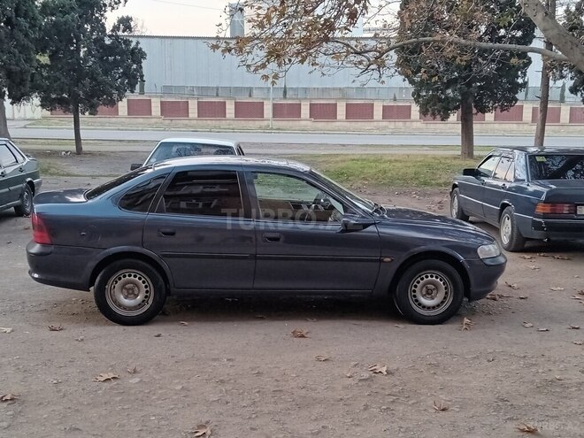 Opel Astra 1997, 900,000 km - 1.6 l - Gəncə