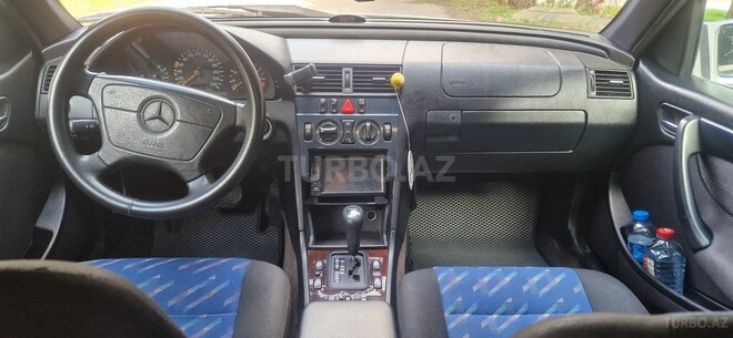 Mercedes C 200 1998, 300,000 km - 2.0 l - Bakı