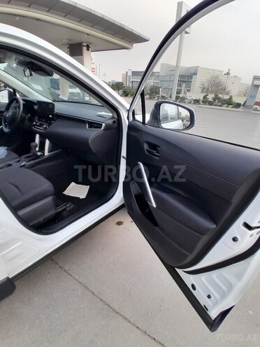 Toyota Corolla Cross 2024, 0 km - 2.0 l - Bakı