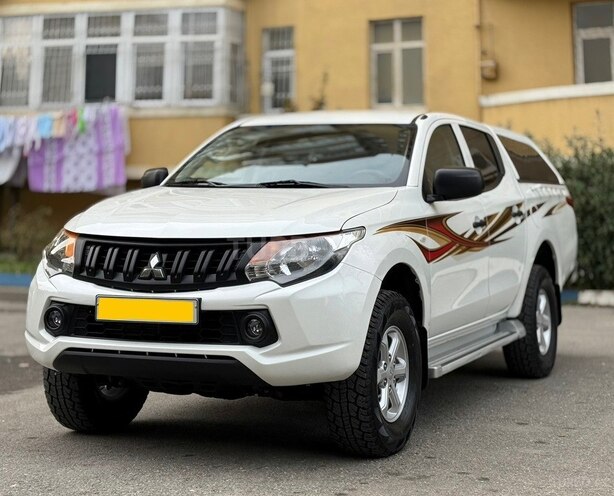 Mitsubishi L200 2018, 162,368 km - 2.5 л - Bakı