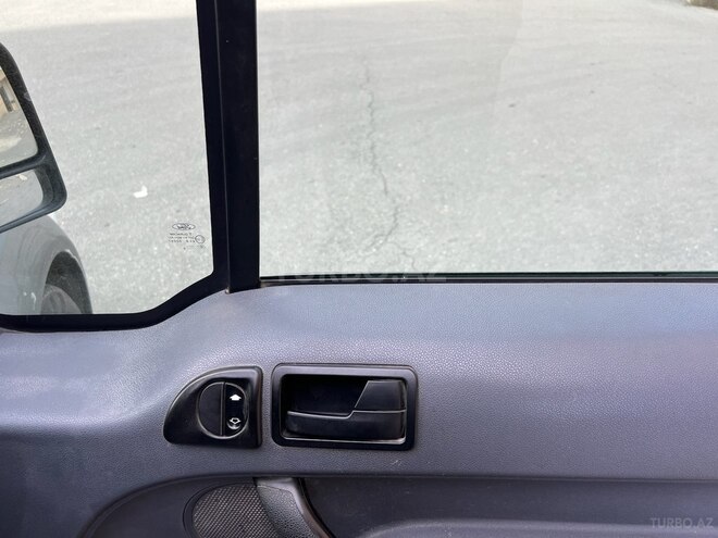 Ford Transit Connect 2010, 215,000 km - 1.8 l - Bakı