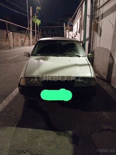 IJ 2126 Oda 1995, 400,000 km - 1.6 l - Bakı