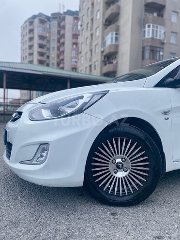 Hyundai Accent 2013, 181,660 km - 1.6 л - Bakı
