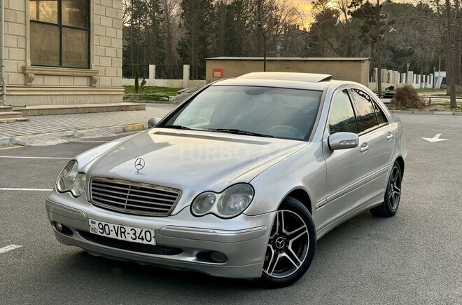 Mercedes C 220 d 2001, 345,764 km - 2.2 л - Bakı