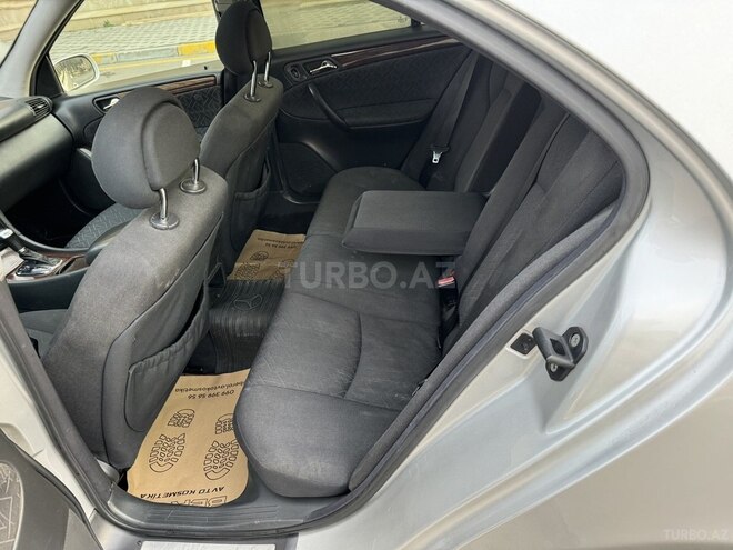Mercedes C 220 d 2001, 345,764 km - 2.2 л - Bakı