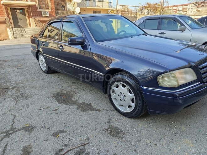 Mercedes C 220 1995, 228,000 km - 2.2 l - Bakı