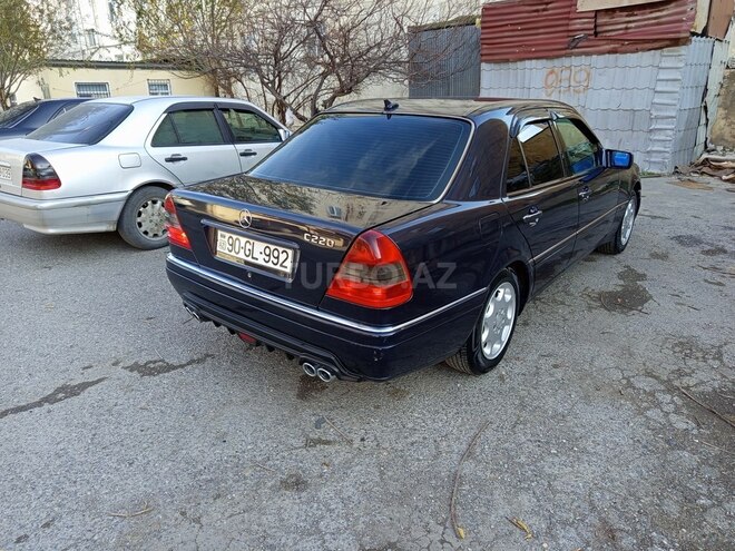 Mercedes C 220 1995, 228,000 km - 2.2 l - Bakı