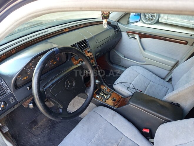 Mercedes C 220 1995, 228,000 km - 2.2 l - Bakı