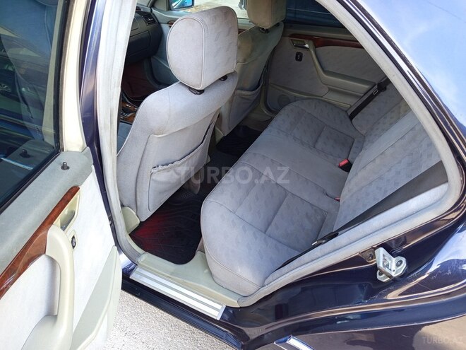 Mercedes C 220 1995, 228,000 km - 2.2 l - Bakı