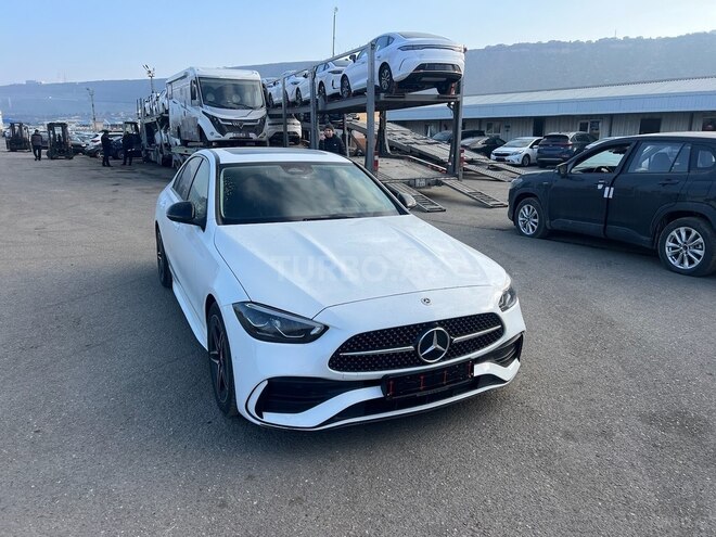 Mercedes C 180 2023, 32,400 km - 1.5 l - Bakı
