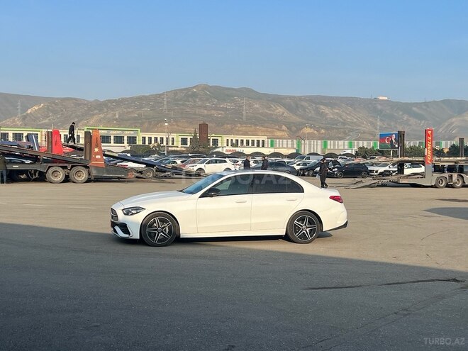 Mercedes C 180 2023, 32,400 km - 1.5 l - Bakı