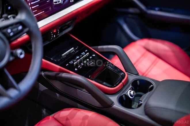 Porsche Cayenne E-hybrid Coupe-14