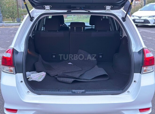 Toyota Corolla Fielder 2019, 72,000 km - 1.5 л - Bakı