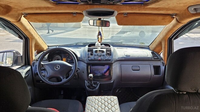 Mercedes Vito 115 2010, 305,000 km - 2.2 л - Bakı