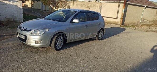 Hyundai i30 2008, 270,000 km - 1.6 л - Sumqayıt