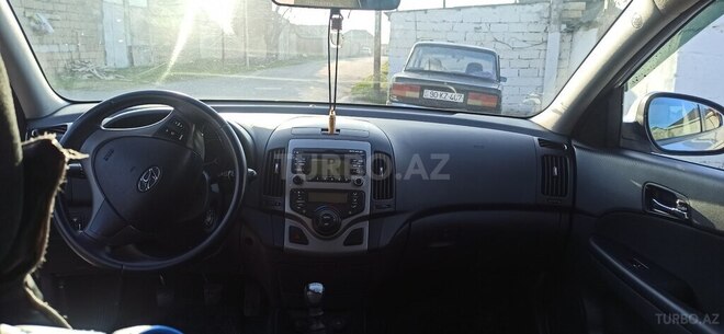 Hyundai i30 2008, 270,000 km - 1.6 л - Sumqayıt