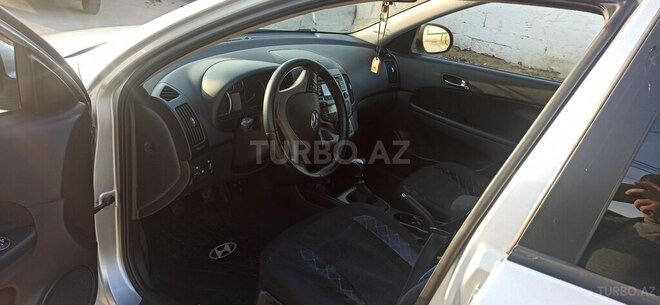 Hyundai i30 2008, 270,000 km - 1.6 л - Sumqayıt
