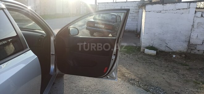 Hyundai i30 2008, 270,000 km - 1.6 л - Sumqayıt
