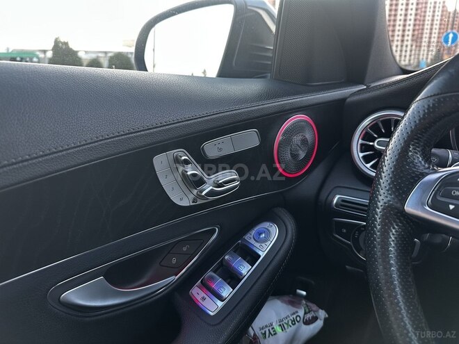 Mercedes C 300 4MATIC 2015, 146,295 km - 2.0 l - Bakı
