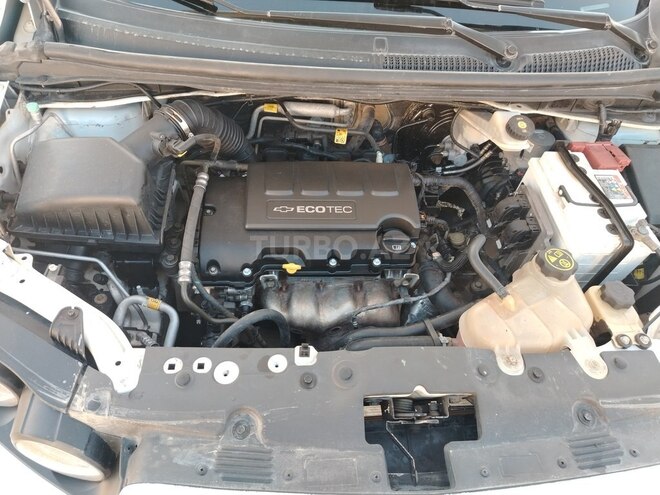 Chevrolet Aveo-13