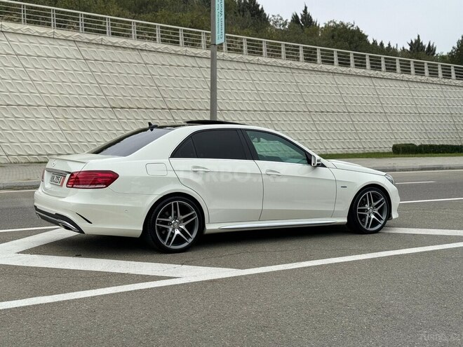 Mercedes E 350 4MATIC 2011, 231,000 km - 3.5 l - Bakı