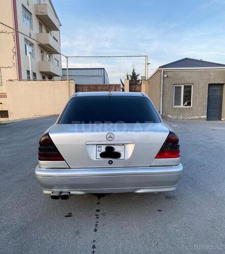 Mercedes C 220 1995, 250,000 km - 2.2 l - Bakı